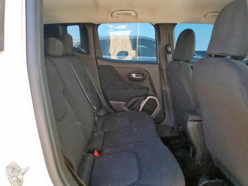 ZACCJBATXFPB98300 - 2015 JEEP RENEGADE SPORT WHITE photo 11