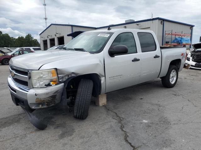 2011 CHEVROLET SILVERADO K1500 LT, 