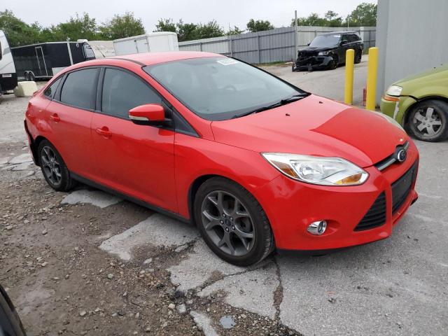 1FADP3F20EL302598 - 2014 FORD FOCUS SE RED photo 4