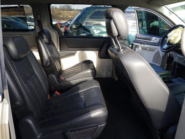 2A4RR5D16AR293336 - 2010 CHRYSLER TOWN & COU TOURING 金色 照片 6