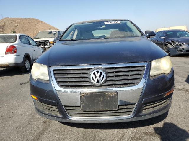 WVWAK73C96P073221 - 2006 VOLKSWAGEN PASSAT 2.0T BLUE photo 5