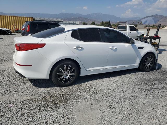 5XXGM4A70FG417065 - 2015 KIA OPTIMA LX WHITE photo 3