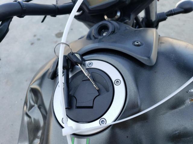 JKAENEC13NDA04758 - 2022 KAWASAKI EN650 C TWO TONE photo 8