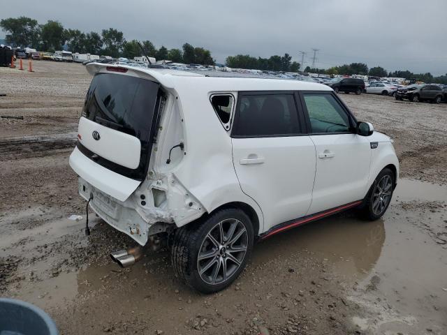 KNDJX3AA9J7533076 - 2018 KIA SOUL ! WHITE photo 3