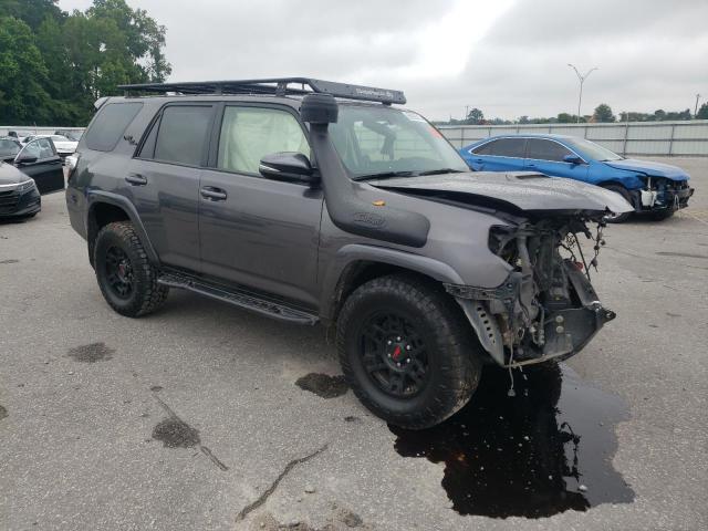 JTEBU5JR1J5502717 - 2018 TOYOTA 4RUNNER SR5/SR5 PREMIUM BLACK photo 4