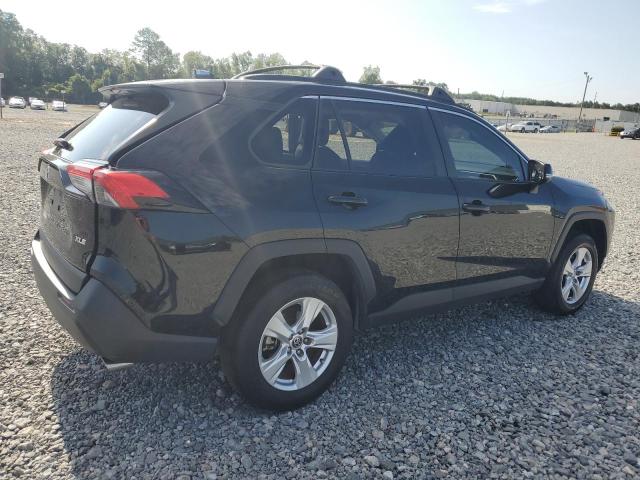 2T3W1RFVXMC170187 - 2021 TOYOTA RAV4 XLE 黑色 照片 3