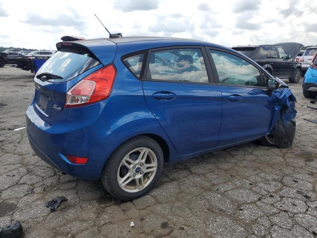 3FADP4EJ3JM121373 - 2018 FORD FIESTA SE BLUE photo 3