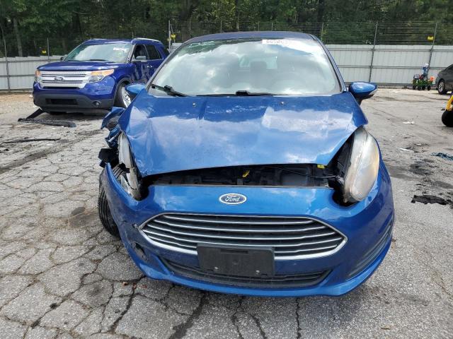 3FADP4EJ3JM121373 - 2018 FORD FIESTA SE BLUE photo 5