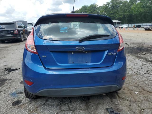 3FADP4EJ3JM121373 - 2018 FORD FIESTA SE BLUE photo 6