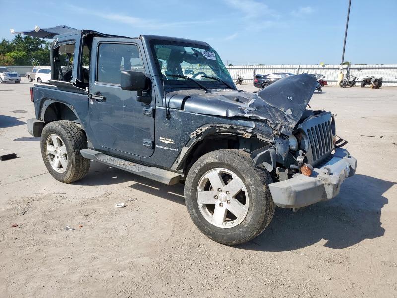 1J4FA54128L605732 - 2008 JEEP WRANGLER SAHARA CHARCOAL photo 4