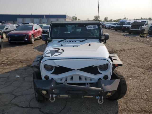 1C4BJWKGXGL293630 - 2016 JEEP WRANGLER U SPORT Blanc photo 5