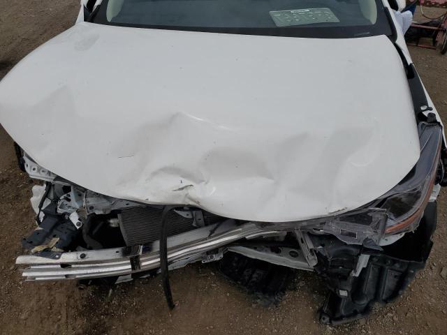 5YFEPMAE0MP180384 - 2021 TOYOTA COROLLA LE WHITE photo 11