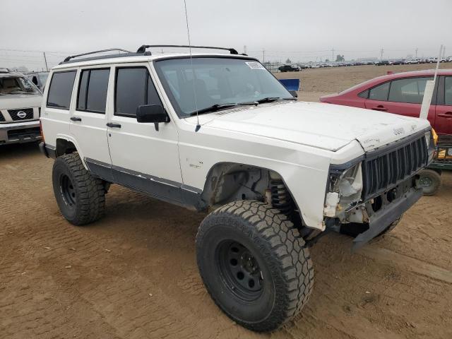 1J4FJ68S3TL244139 - 1996 JEEP CHEROKEE SPORT WHITE photo 4