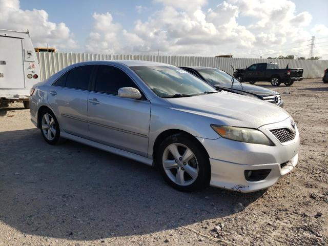 4T1BF3EK6BU742428 - 2011 TOYOTA CAMRY BASE SILVER photo 4