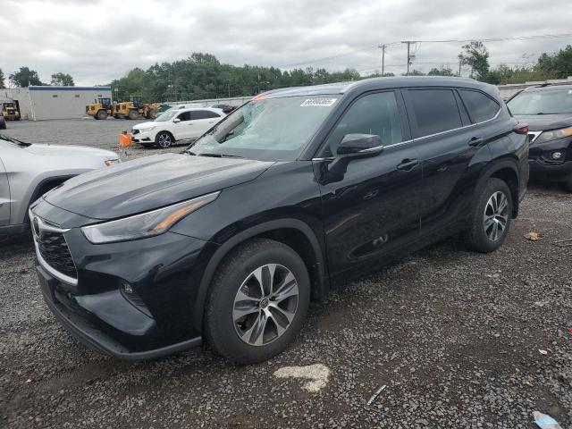 2024 TOYOTA HIGHLANDER LE, 