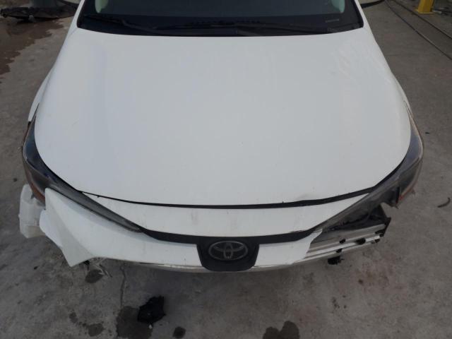 JTDEPRAE6LJ035978 - 2020 TOYOTA COROLLA LE 白色 照片 11
