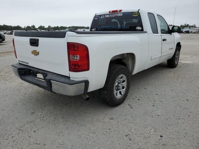 1GCSCREA6AZ133395 - 2010 CHEVROLET SILVERADO C1500  LS WHITE photo 4