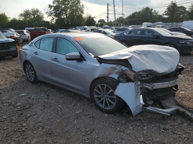 19UUB1F58JA005299 - 2018 ACURA TLX TECH SILVER photo 4