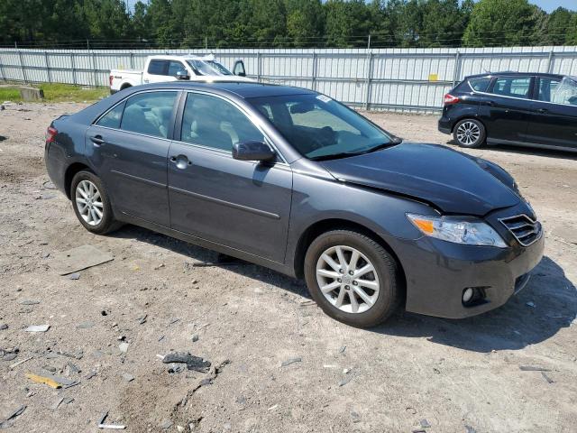 4T1BF3EK5BU138899 - 2011 TOYOTA CAMRY BASE رمادي صورة 4