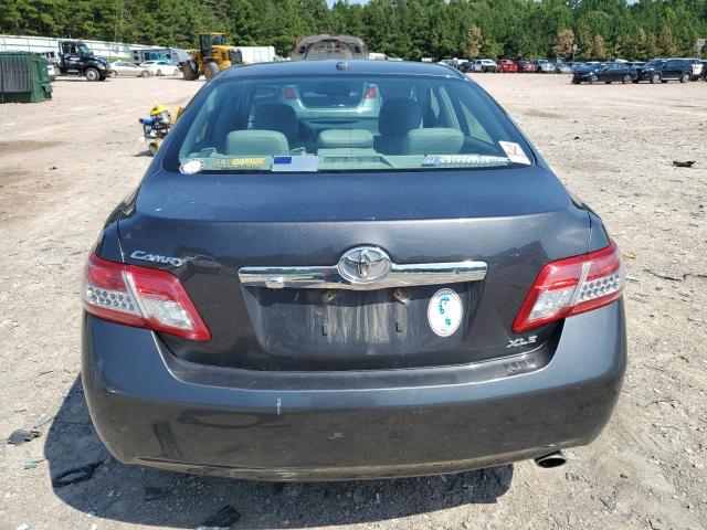 4T1BF3EK5BU138899 - 2011 TOYOTA CAMRY BASE رمادي صورة 6