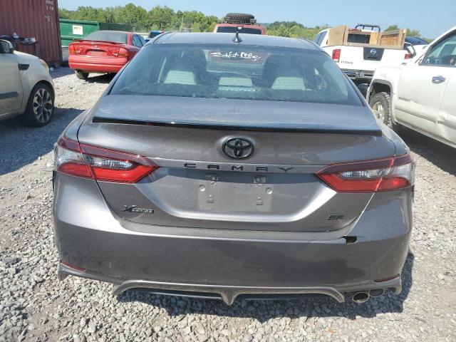 4T1T11AKXNU674460 - 2022 TOYOTA CAMRY SE GRAY photo 6