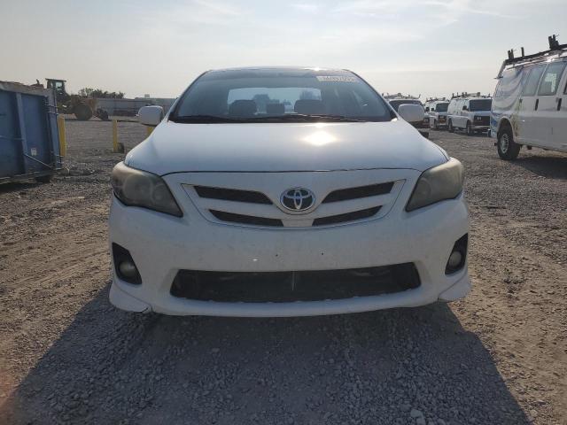 5YFBU4EE9DP074425 - 2013 TOYOTA COROLLA BASE أبيض صورة 5