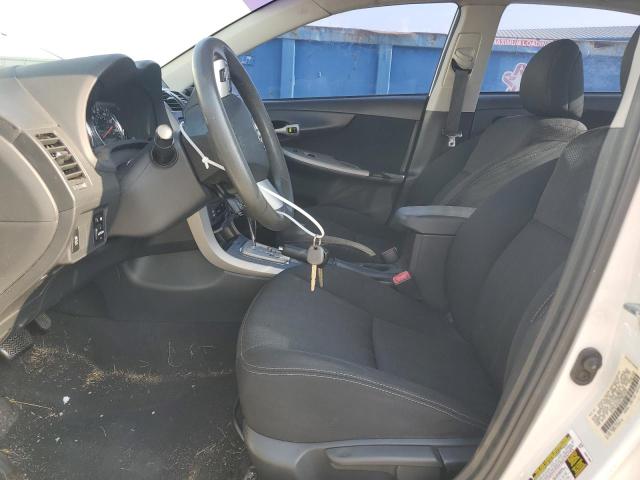 5YFBU4EE9DP074425 - 2013 TOYOTA COROLLA BASE أبيض صورة 7