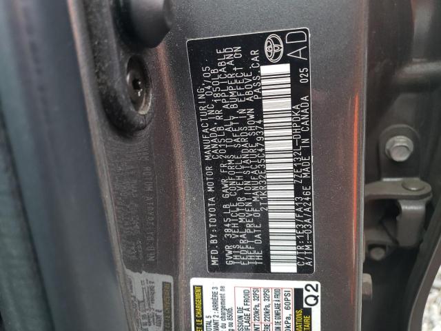 2T1KR32E35C479374 - 2005 TOYOTA COROLLA MA XR GRAY photo 12