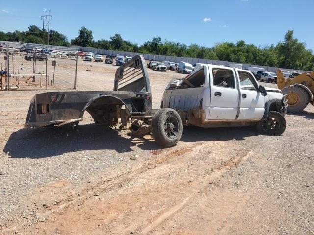 1GCHK23235F899933 - 2005 CHEVROLET SILVERADO K2500 HEAVY DUTY WHITE photo 3