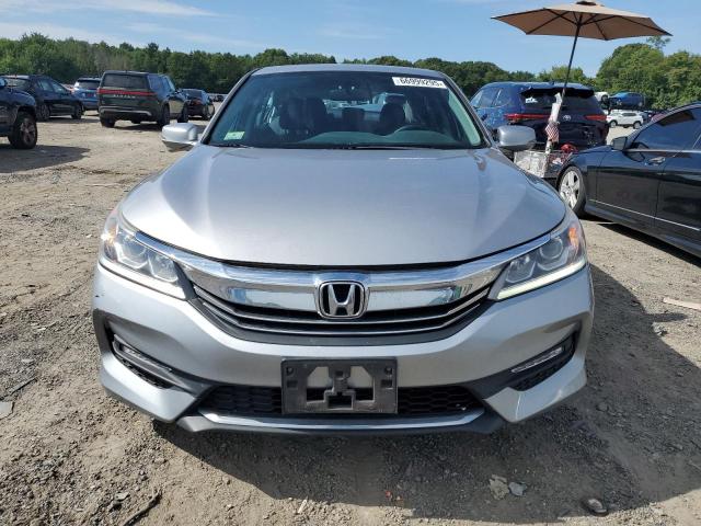 1HGCR2F76HA297995 - 2017 HONDA ACCORD EX SILVER photo 5