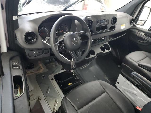 W1Y4DBHY0NT097682 - 2022 MERCEDES-BENZ SPRINTER 2500 WHITE photo 8