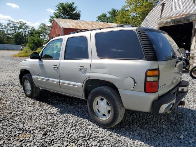 1GKEK13T85J259546 - 2005 GMC YUKON SILVER photo 2