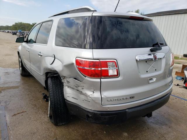 5GZEV23D09J144803 - 2009 SATURN OUTLOOK XR SILVER photo 2