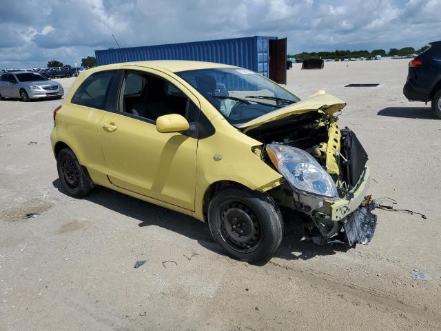 JTDJT903395252402 - 2009 TOYOTA YARIS YELLOW photo 4