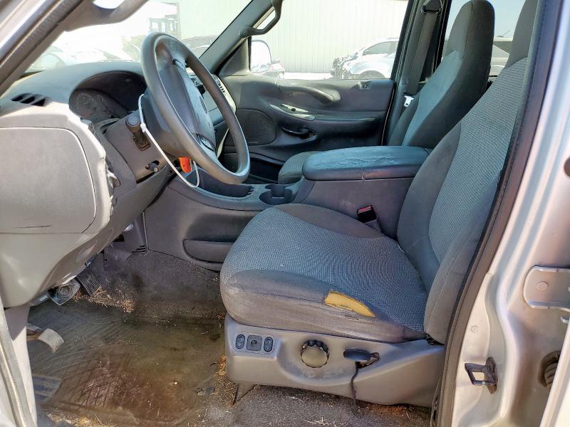 1FMPU16L31LB13320 - 2001 FORD EXPEDITION XLT SILVER photo 7