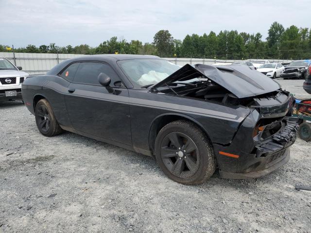 2C3CDZAG2LH105516 - 2020 DODGE CHALLENGER SXT BLACK photo 4