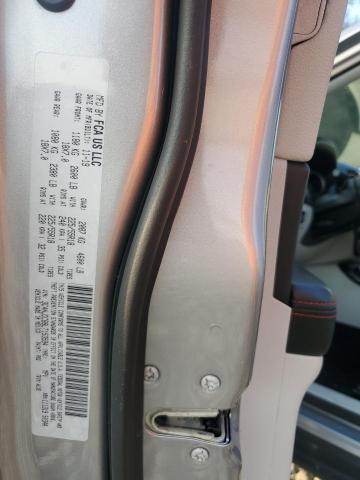 3C4NJDCB8LT153594 - 2020 JEEP COMPASS LIMITED SILVER photo 13