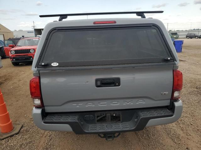 5TFCZ5AN3KX183026 - 2019 TOYOTA TACOMA DOUBLE CAB Grau Foto 6