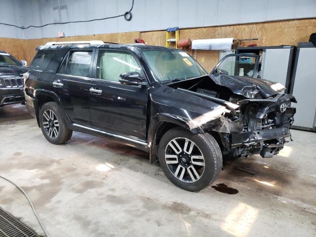 JTEBU5JR7H5457583 - 2017 TOYOTA 4RUNNER SR5/SR5 PREMIUM BLACK photo 4