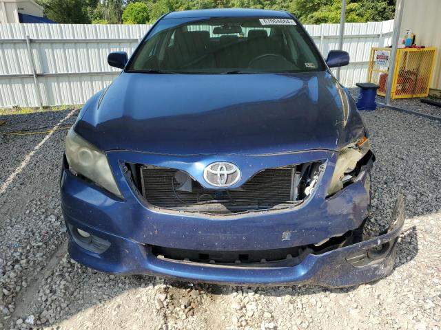 4T1BF3EK3BU768405 - 2011 TOYOTA CAMRY BASE BLUE photo 5