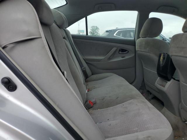 4T1BF3EK0AU109759 - 2010 TOYOTA CAMRY BASE SILVER photo 10