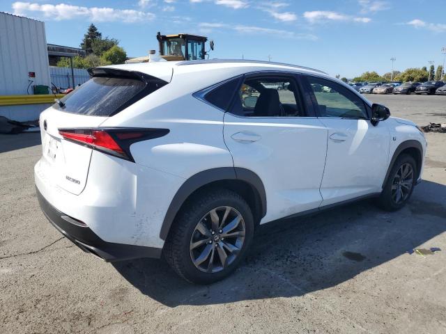 JTJYARBZ8J2096107 - 2018 LEXUS NX 300 BASE أبيض صورة 3