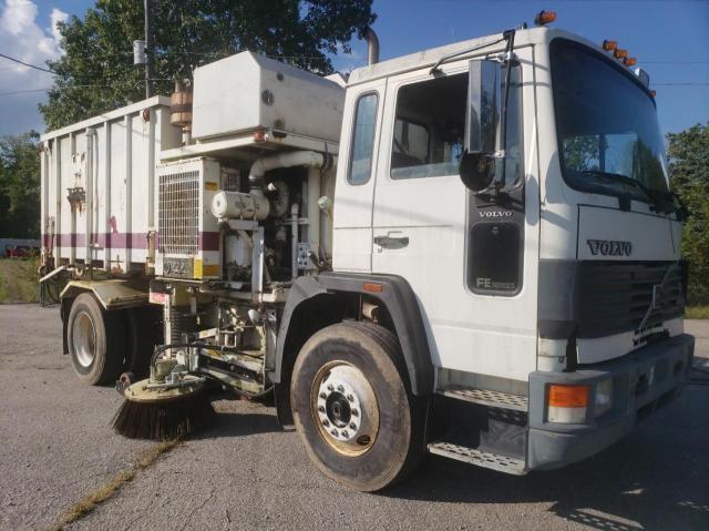 4V52AFEC5SR474679 - 1995 VOLVO FE Blanc photo 1