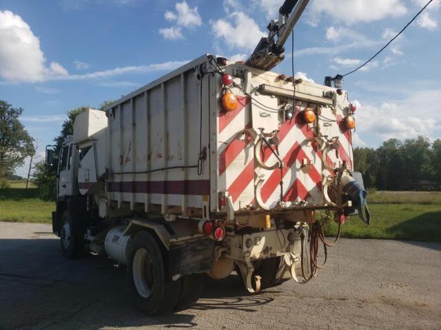 4V52AFEC5SR474679 - 1995 VOLVO FE WHITE photo 3