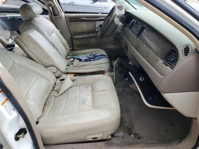 1LNHM81W71Y684343 - 2001 LINCOLN TOWN CAR EXECUTIVE Белый фото 7