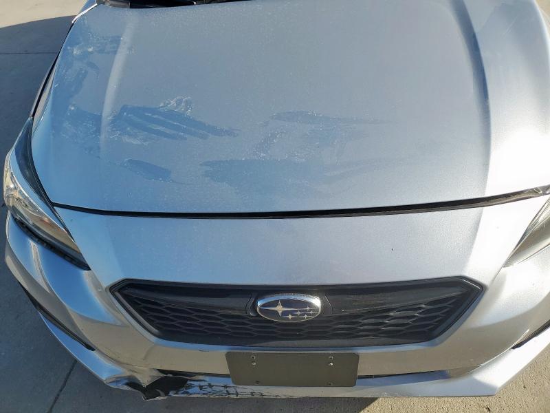 4S3GTAM61K3725070 - 2019 SUBARU IMPREZA SPORT 银色 照片 11