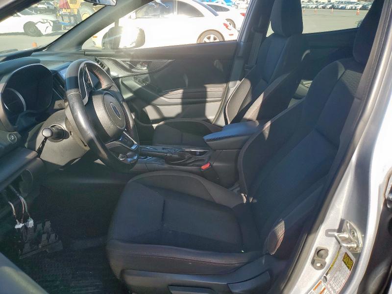 4S3GTAM61K3725070 - 2019 SUBARU IMPREZA SPORT 银色 照片 7