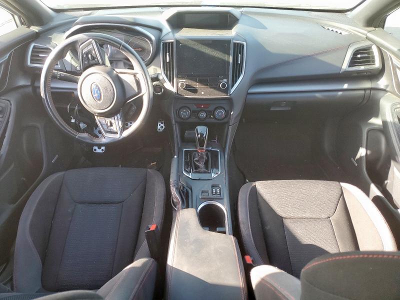 4S3GTAM61K3725070 - 2019 SUBARU IMPREZA SPORT 银色 照片 8