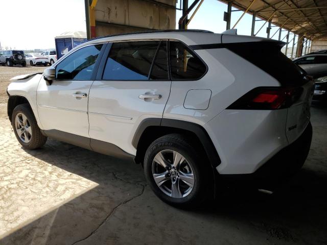 2T3W1RFV2RC283199 - 2024 TOYOTA RAV4 XLE 白色 照片 2