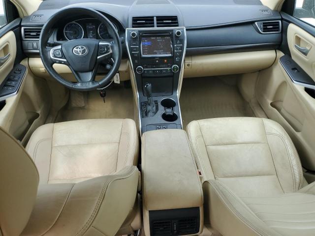 4T1BF1FK5HU293111 - 2017 TOYOTA CAMRY LE 银色 照片 8